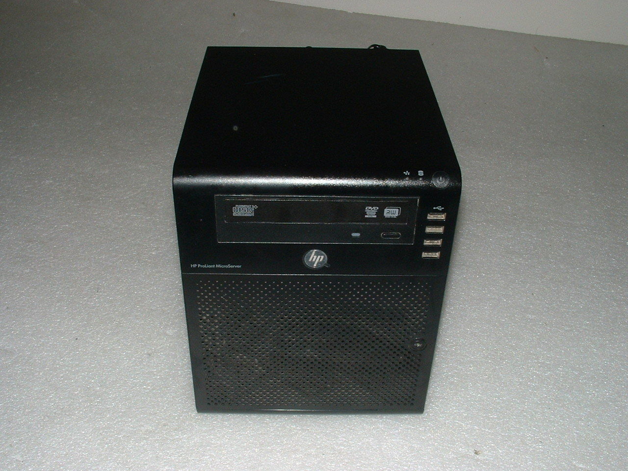 HP ProLiant MicroServer Turion II Neo N40L 1.5ghz / 8gb RAM / 4x Trays /  Sound – Garland Computers