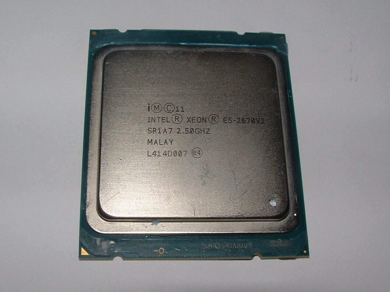 Интел е5 2670. Intel Xeon e5 2670 v2. E5 2670 v2. Intel(r) Xeon(r) CPU e5-2670. Охлаждение для Xeon e5 2670 v3.
